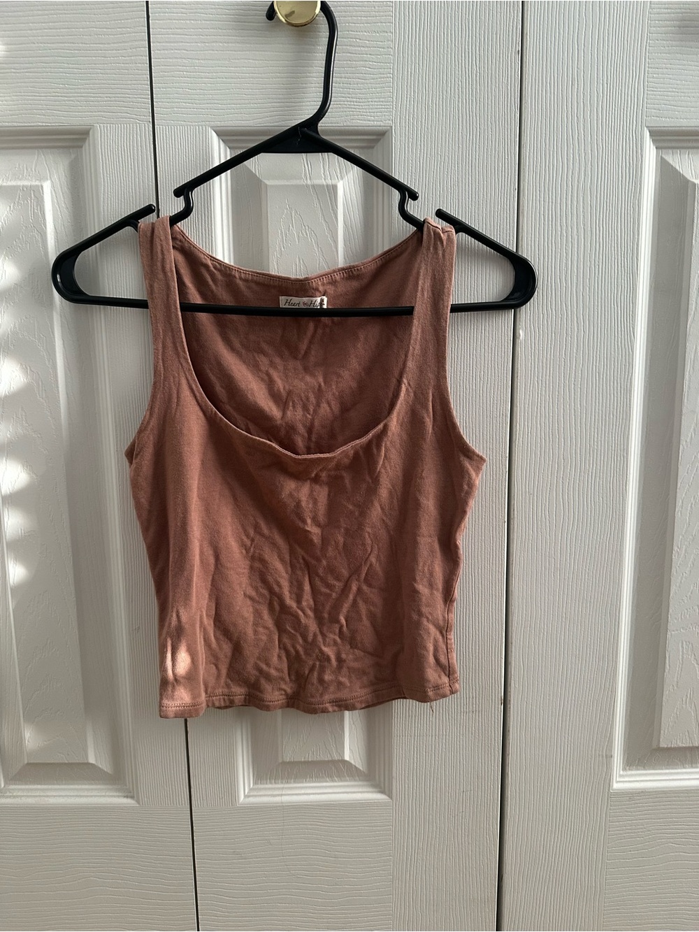 Basic Scoop Neck Tank Top